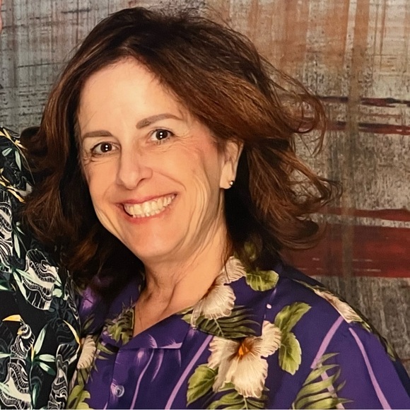 Meet your Posher, Karen - Picture 1 of 1